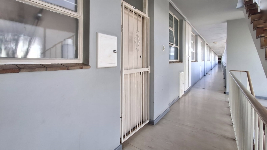 1 Bedroom Property for Sale in Townsend Estate Western Cape